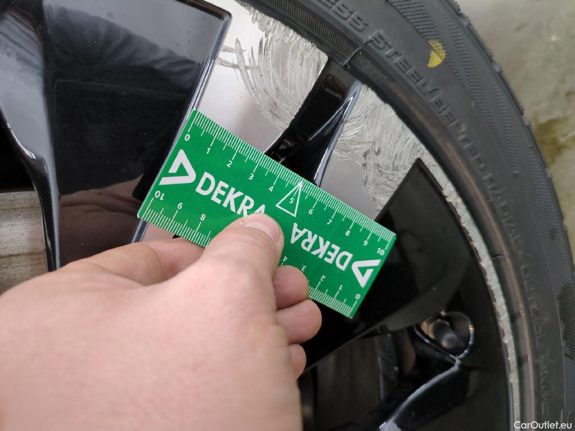  Mercedes  C-Klasse MERCEDES-BENZ Classe C Break / 2021 / 5P / Break C 300 e Business Line #13