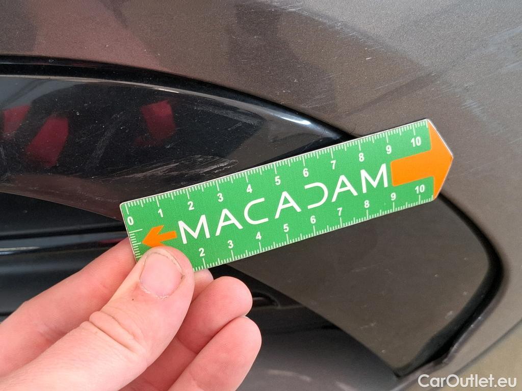  Mercedes  GLA MERCEDES-BENZ  / 2020 / 5P / SUV 1.3  250 e AMG LINE DCT #48