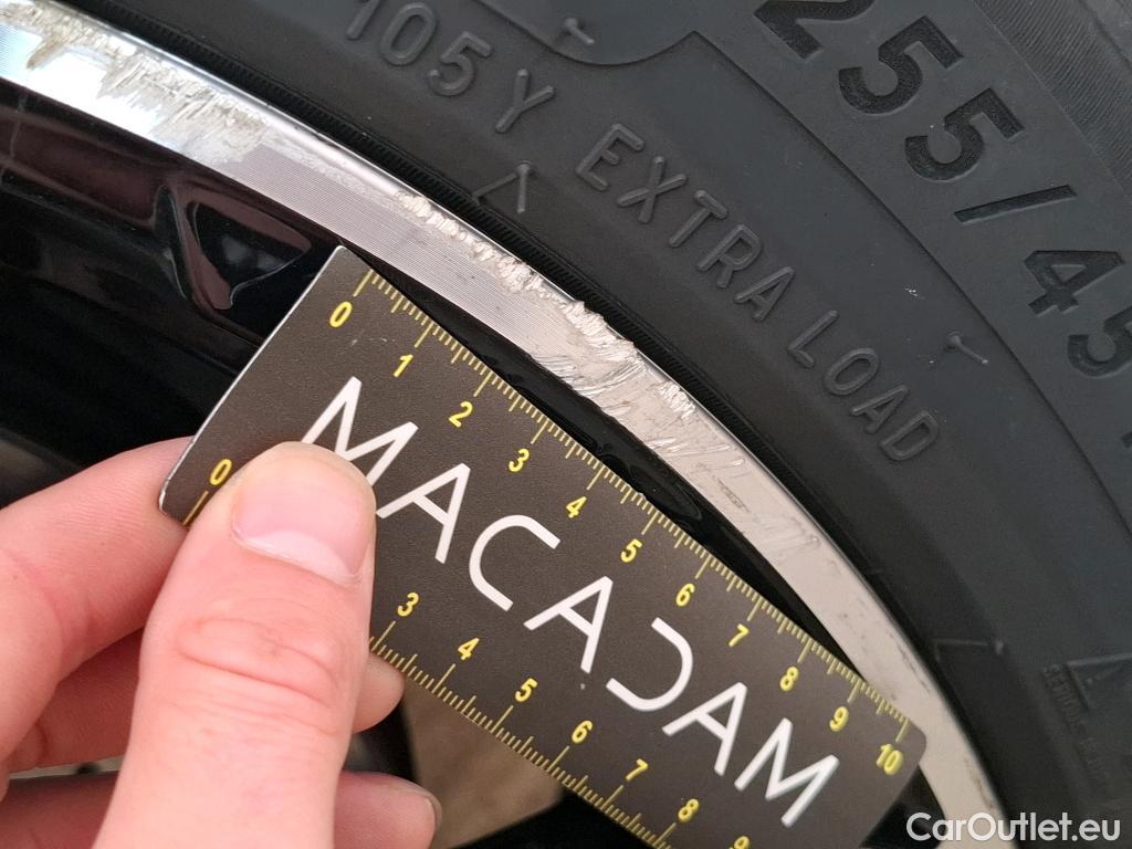  Mercedes  G-Klasee MERCEDES-BENZ GLC / 2019 / 5P / SUV 2.0 GLC 300 DE AMG LINE 4MATIC #23