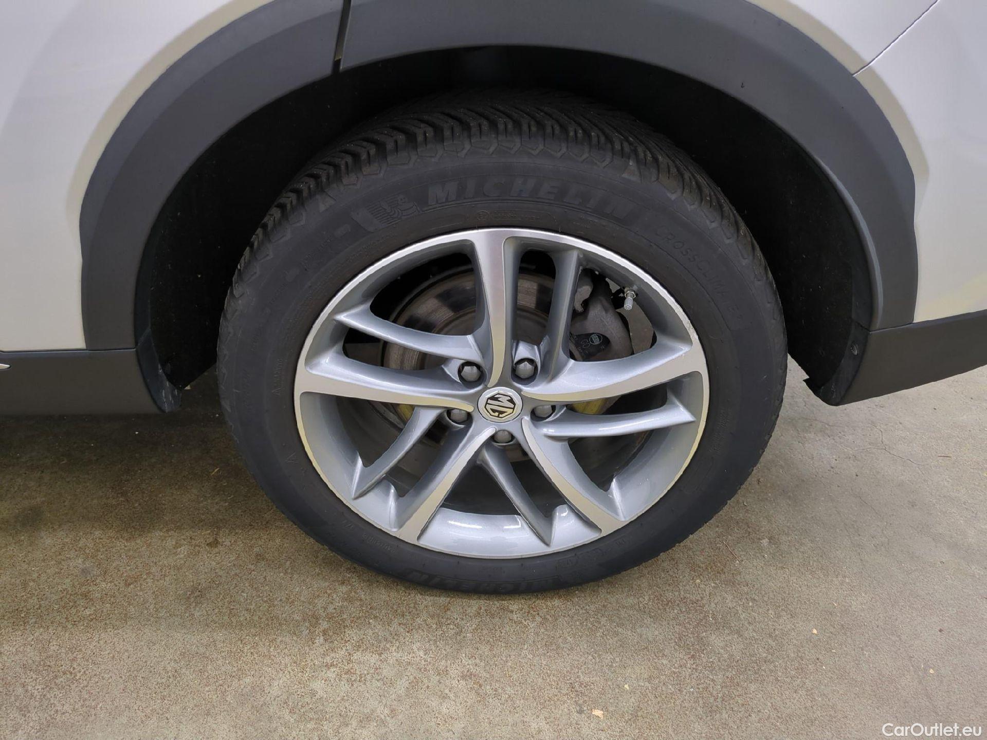  MG  EHS MG  / 2021 / 5P / SUV 1.5T GDI PHEV Luxury Auto #6