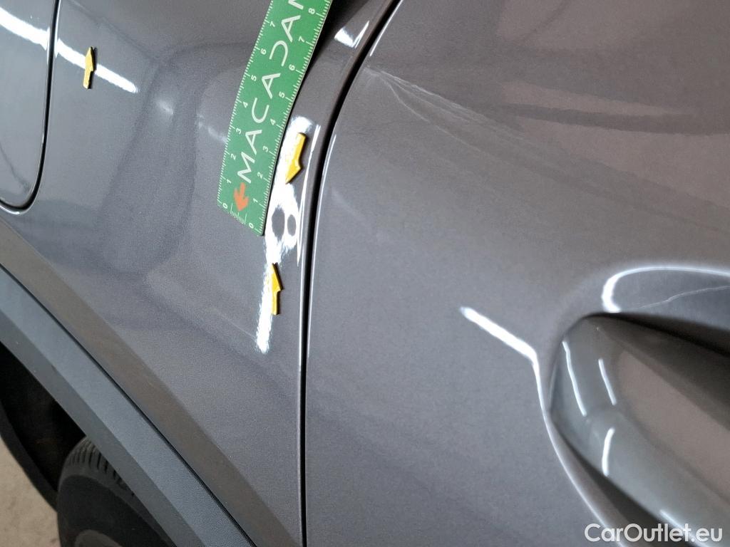  Mercedes  GLA MERCEDES-BENZ  / 2020 / 5P / SUV 1.3  250 e AMG LINE DCT #40