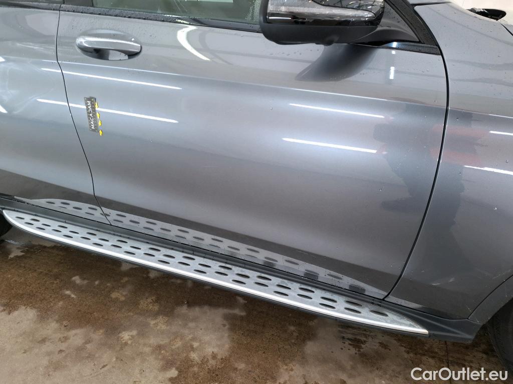  Mercedes  G-Klasee MERCEDES-BENZ GLC / 2019 / 5P / SUV 2.0 GLC 300 DE AMG LINE 4MATIC #29