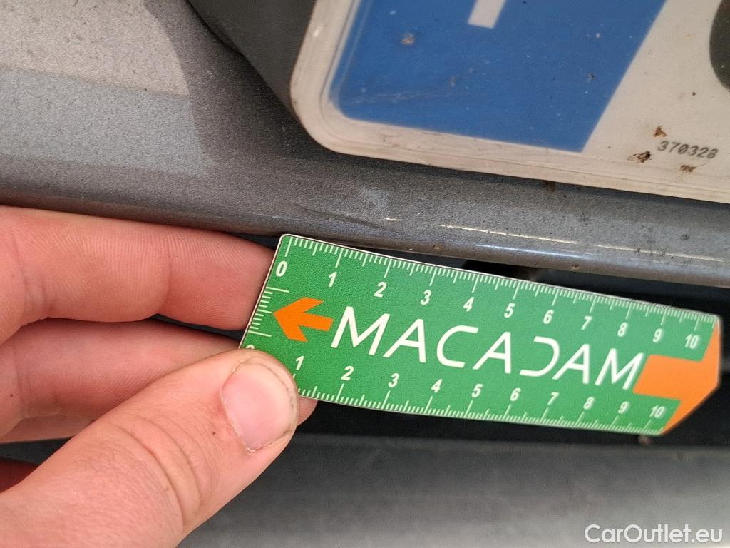  Mercedes  GLA MERCEDES-BENZ  / 2020 / 5P / SUV 1.3  250 e AMG LINE DCT #14