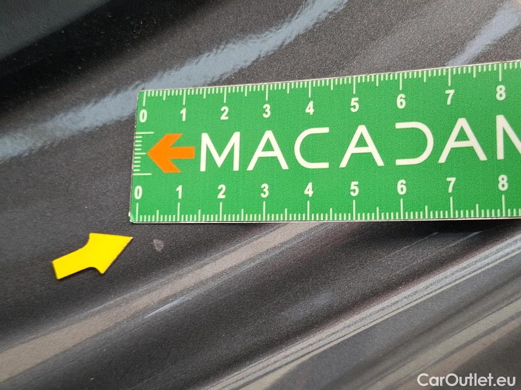  Mercedes  GLA MERCEDES-BENZ  / 2020 / 5P / SUV 1.3  250 e AMG LINE DCT #54