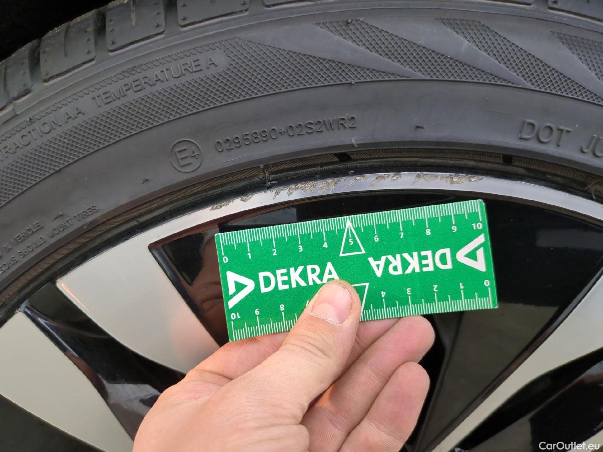  Mercedes  C-Klasse MERCEDES-BENZ Classe C Break / 2021 / 5P / Break C 300 e Business Line #8