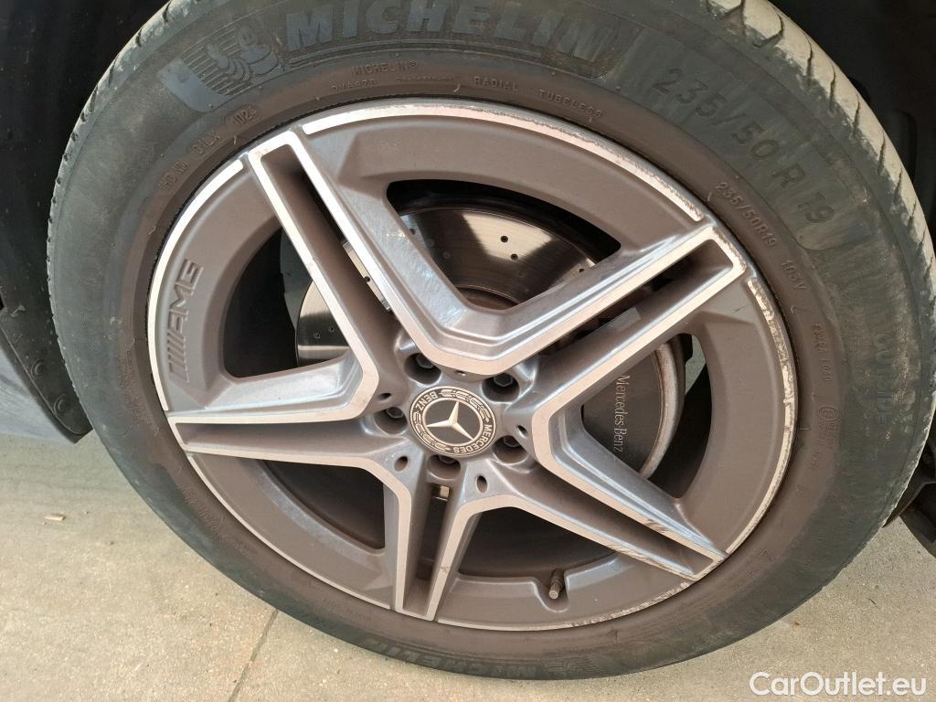  Mercedes  GLA MERCEDES-BENZ  / 2020 / 5P / SUV 1.3  250 e AMG LINE DCT #1