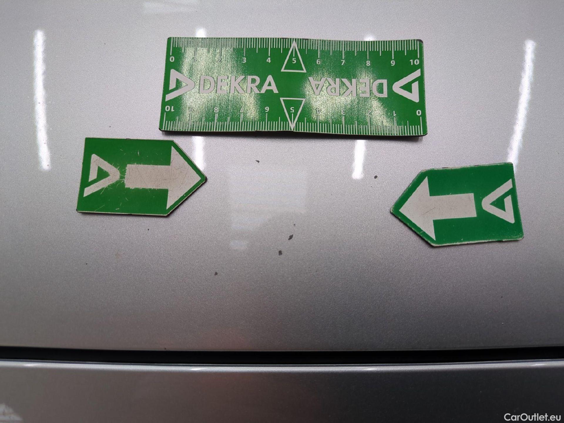  MG  EHS MG  / 2021 / 5P / SUV 1.5T GDI PHEV Luxury Auto #23