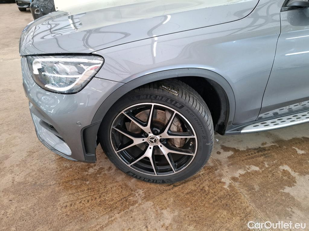  Mercedes  G-Klasee MERCEDES-BENZ GLC / 2019 / 5P / SUV 2.0 GLC 300 DE AMG LINE 4MATIC #12