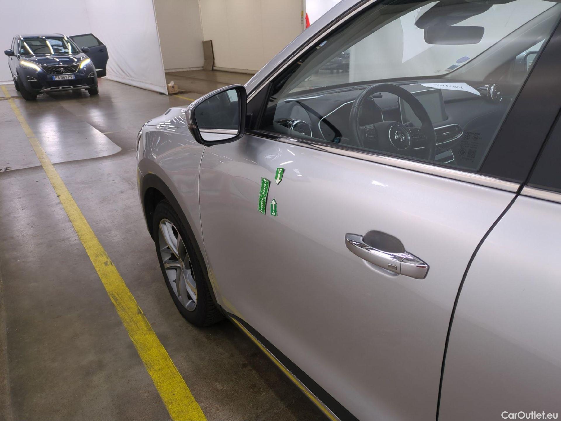  MG  EHS MG  / 2021 / 5P / SUV 1.5T GDI PHEV Luxury Auto #15