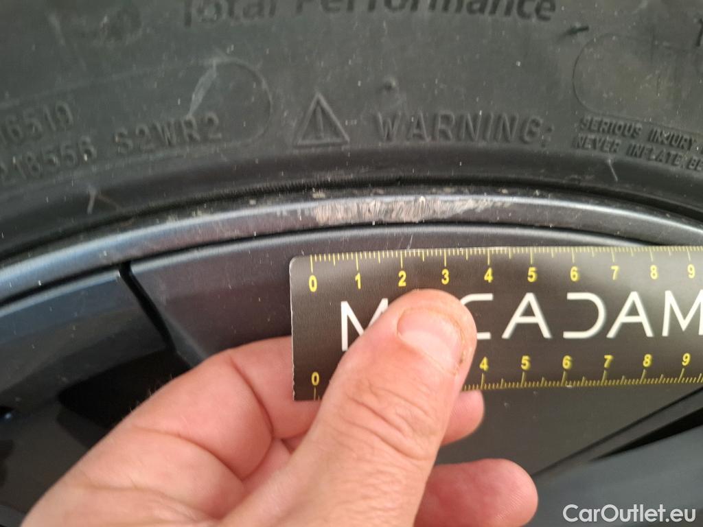  Tesla  Model 3 TESLA   2018  4P  Berline Grande Autonomie #4