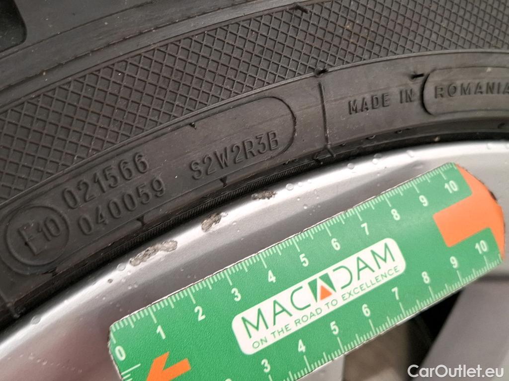  Tesla  Model 3 TESLA  / 2018 / 4P / Berline Propulsion #8