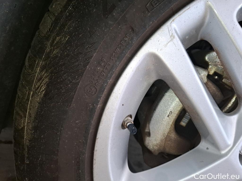  Toyota  C-HR TOYOTA  / 2016 / 5P / SUV 1.8 Hybride 122 Dynamic Business Beyond #14