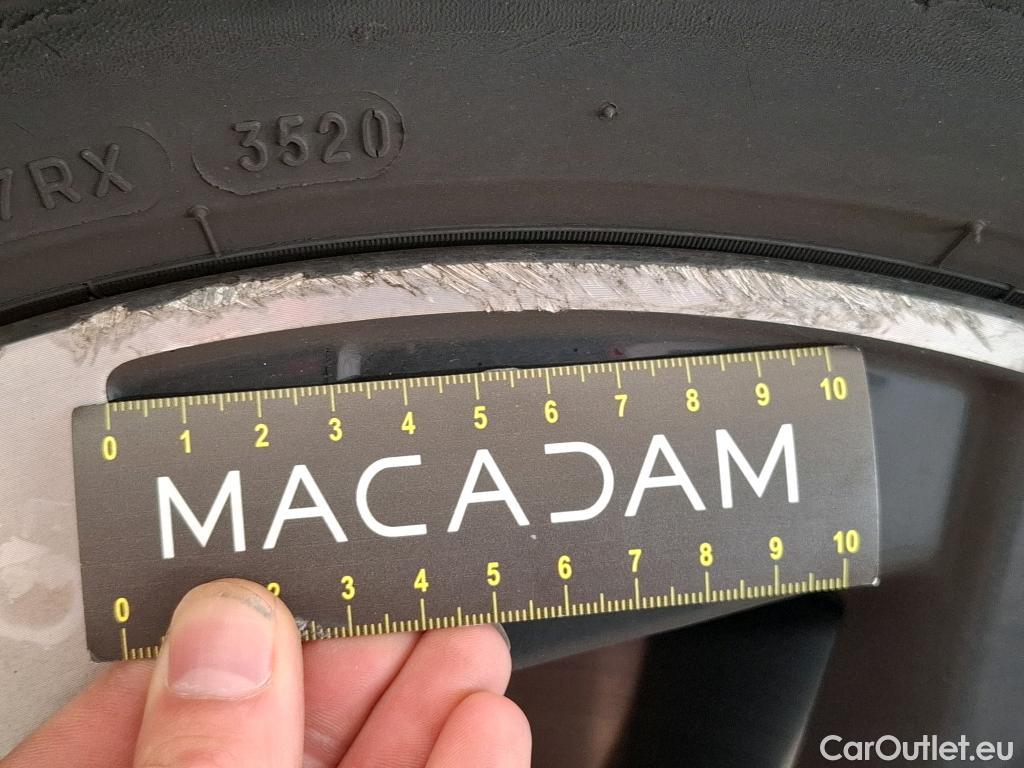  Volvo  XC60 VOLVO  / 2017 / 5P / SUV Recharge T6 340 Geartro Business Exe #44