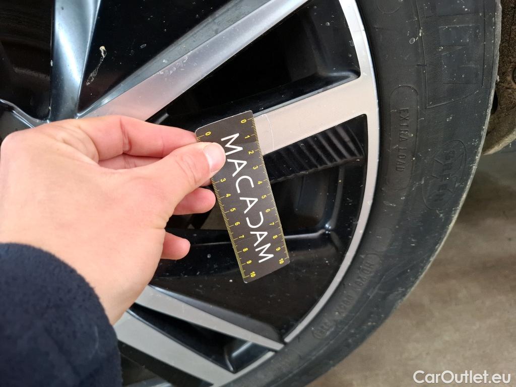  Peugeot  5008 PEUGEOT  / 2020 / 5P / SUV PureTech 180 S&S EAT8 GT Pack #12