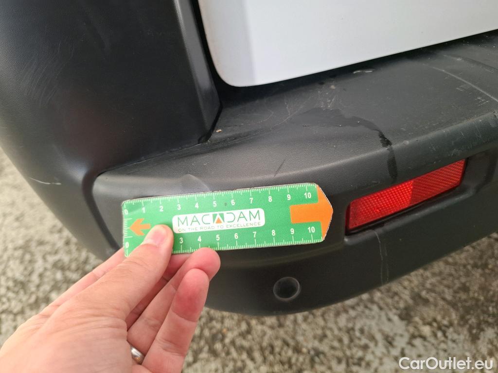  Renault  Trafic RENAULT  / 2019 / 4P / Fourgon tole NV FG GCF L1H1 1200 dCi 120 S&S #6