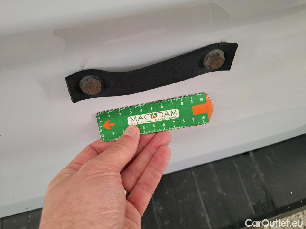  Renault  Trafic RENAULT  / 2019 / 4P / Fourgon tole NV FG GCF L1H1 1200 dCi 120 S&S #10