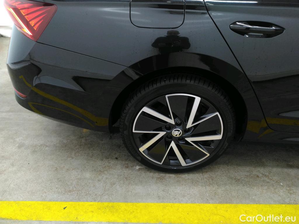  Skoda  Octavia  Break Business iV 1.4 TSI 205CV BVA6 E6d #15