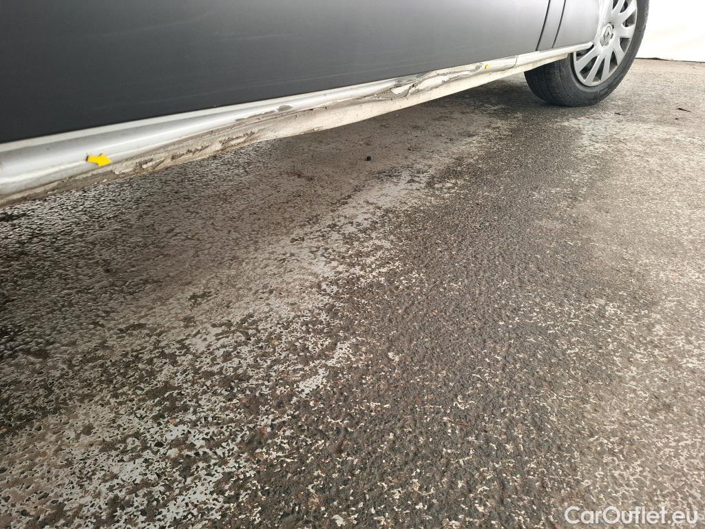  Renault  Trafic RENAULT  / 2019 / 4P / Fourgon tole NV FG GCF L1H1 1200 dCi 120 S&S #1