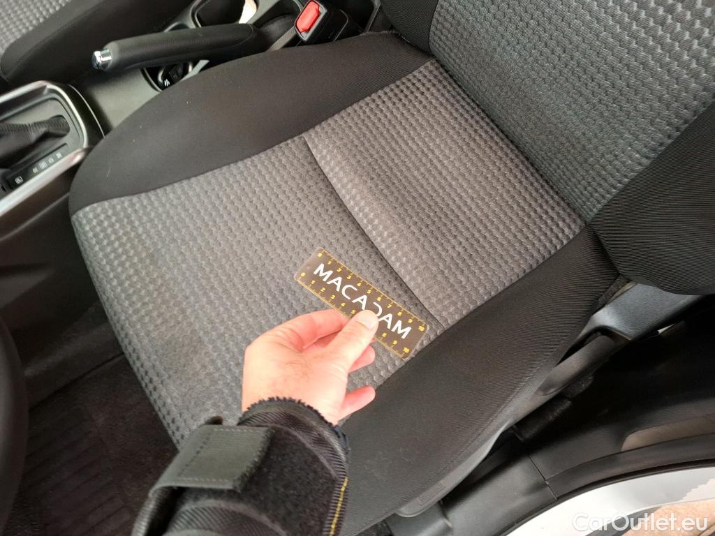  Land Rover  Discovery SUZUKI S-CROSS / 2021 / 5P / SUV 1.5 DUALJET HYBRID PRIVILEGE AUTO #9