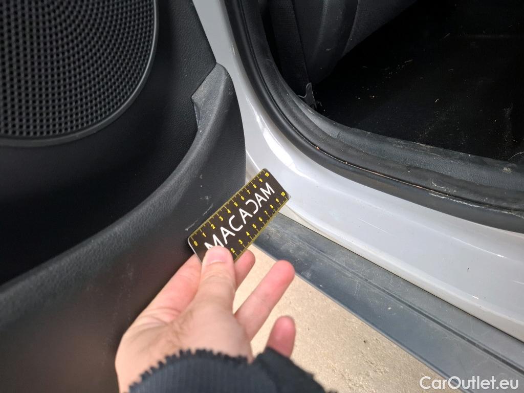  Hyundai  Konna HYUNDAI Kona / 2020 / 5P / SUV 1.6 HYBRID 141 EXECUTIVE HEV #9