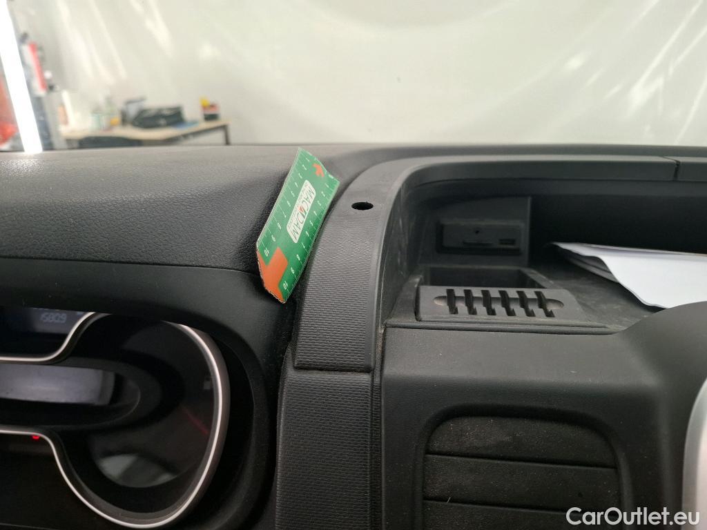  Renault  Trafic RENAULT  / 2019 / 4P / Fourgon tole NV FG GCF L1H1 1200 dCi 120 S&S #26