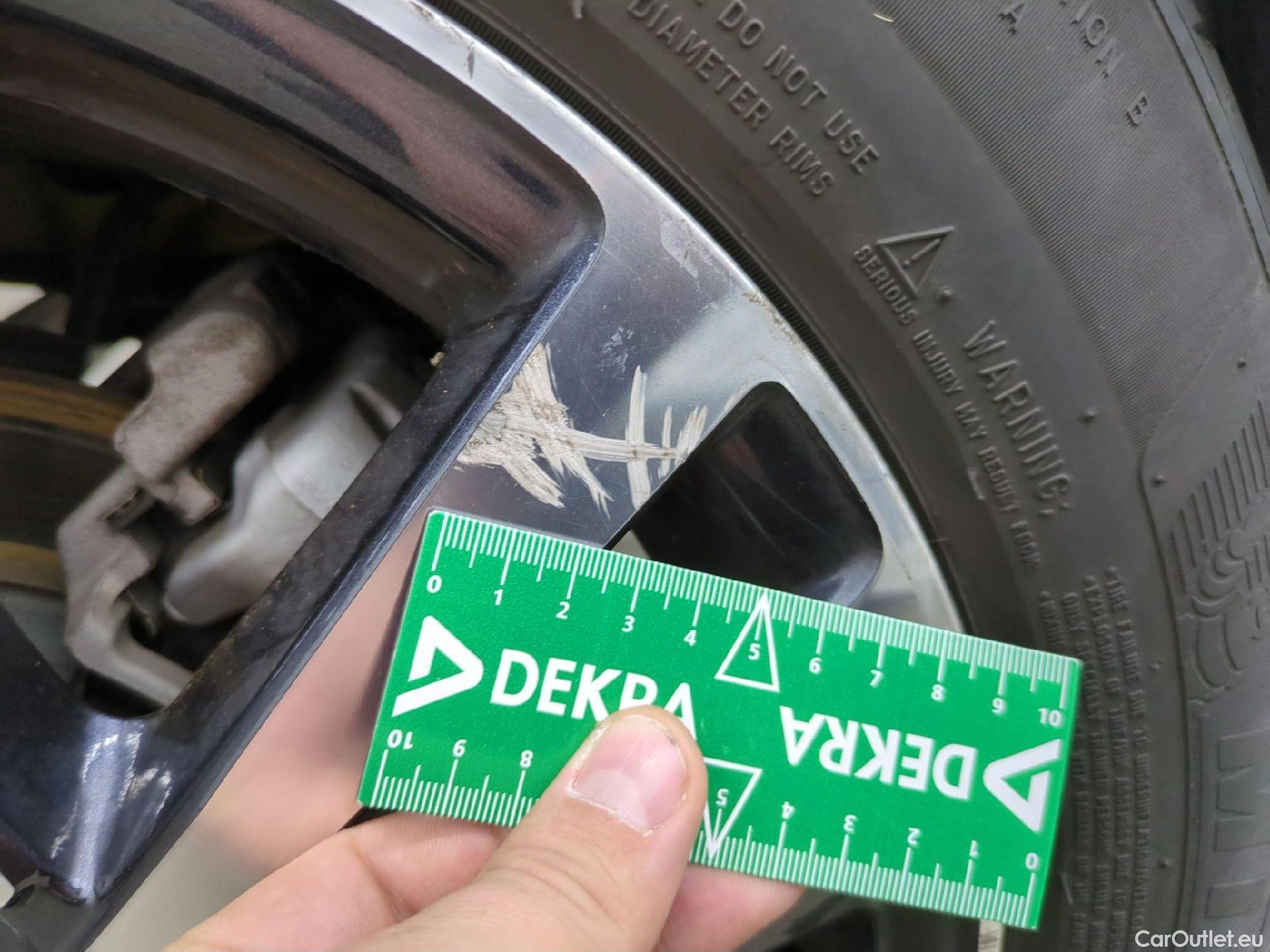  Peugeot  208  Allure Pack 1.2 PureTech 100CV BVA8 E6d #9