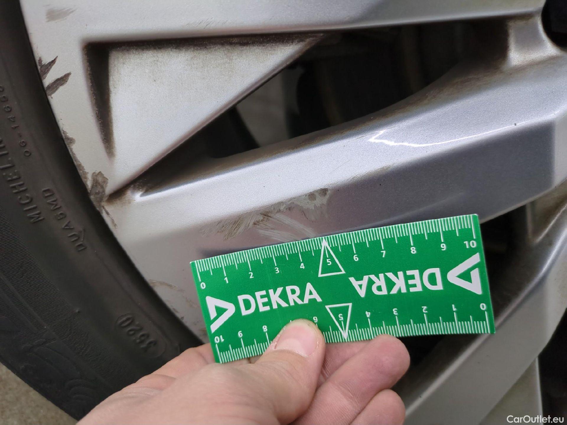  Peugeot  5008  Active Business 1.5 HDi 130CV BVA8 E6d #29