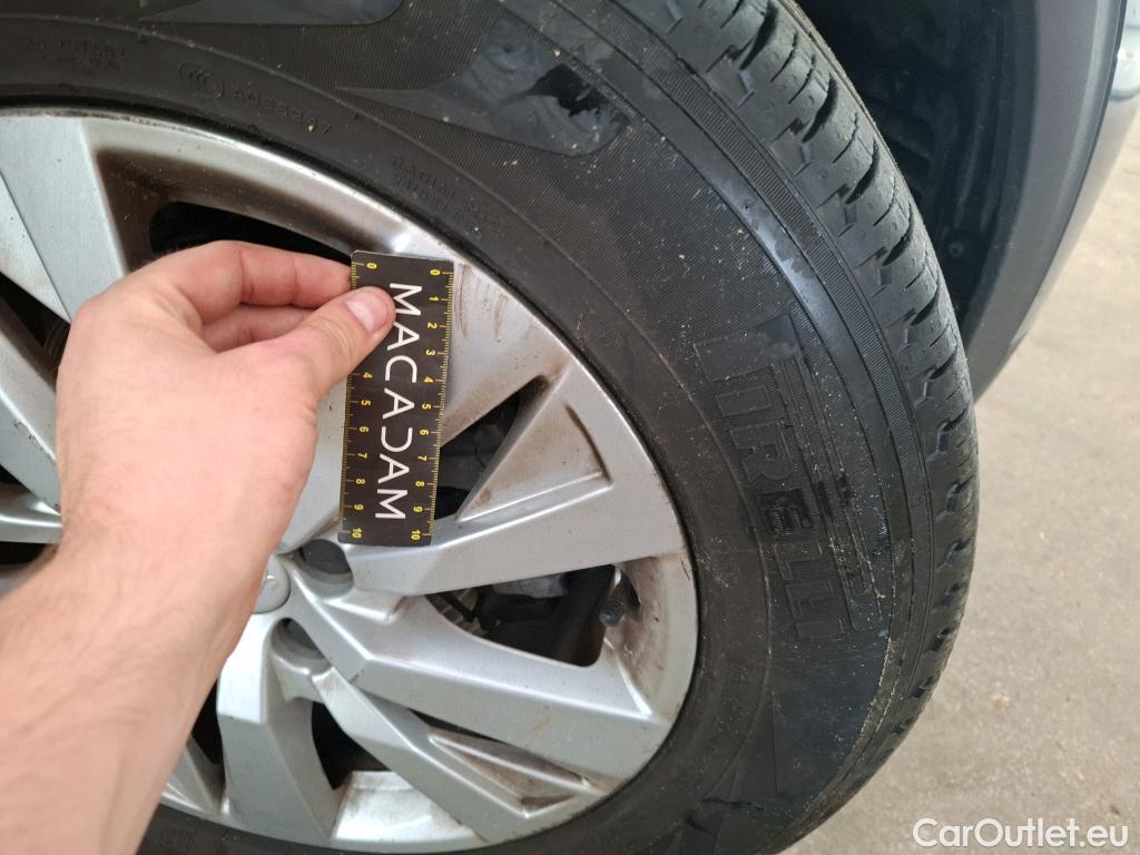  Peugeot  5008  Active Business 1.2 PureTech 130CV BVA8 E6d #28