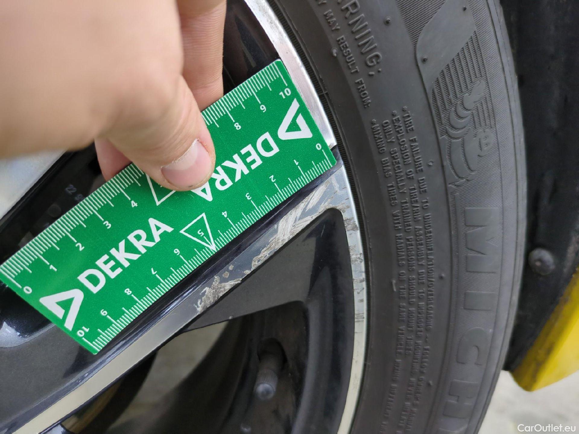  Peugeot  208  Allure Pack 1.2 PureTech 100CV BVA8 E6d #10