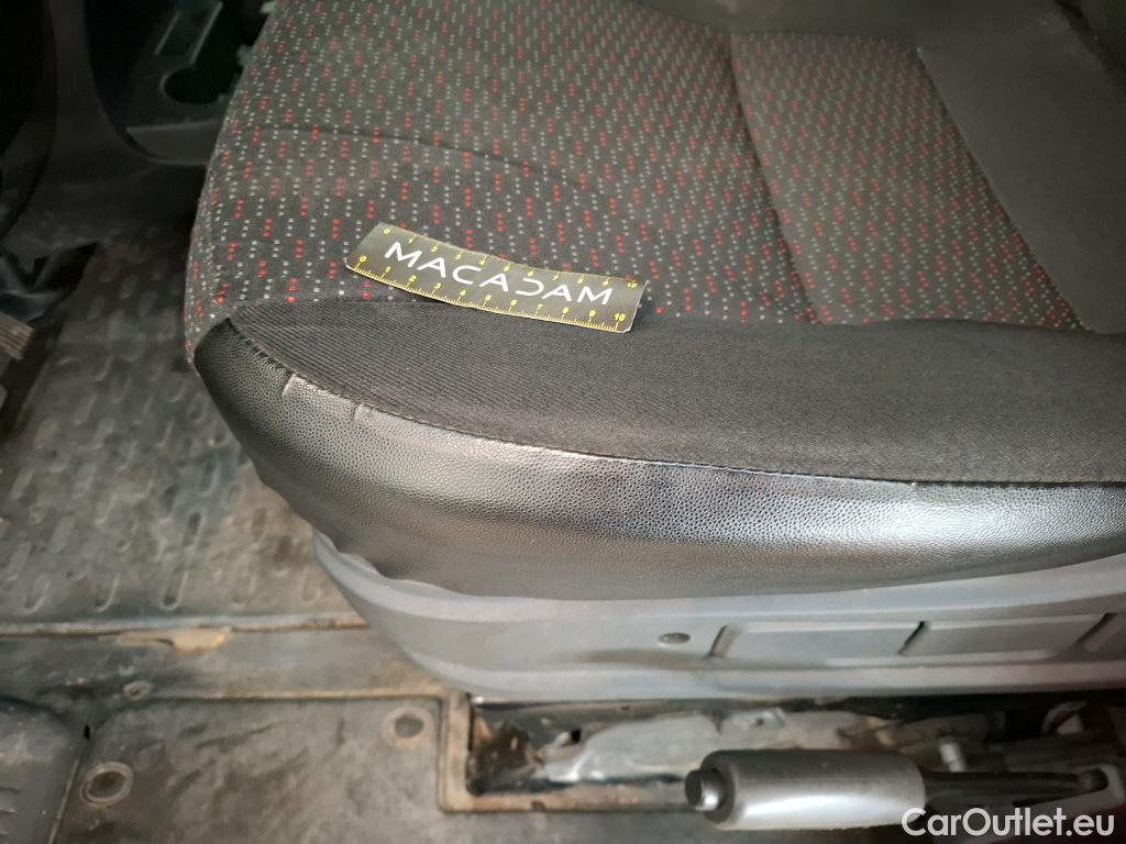  Citroen  Jumper CITROEN  / 2014 / 4P / Fourgon tôlé 30 L1H2 BlueHDi 120 S&S BVM6 Club #21