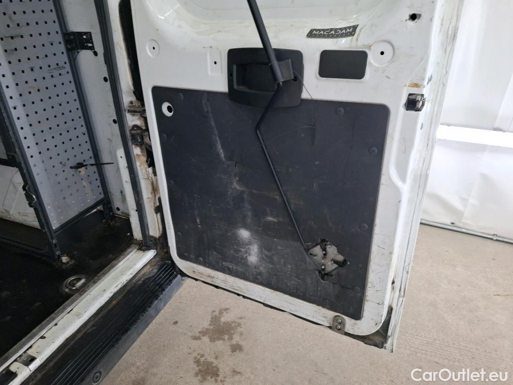  Citroen  Jumper CITROEN  / 2014 / 4P / Fourgon tôlé 30 L1H2 BlueHDi 120 S&S BVM6 Club #25