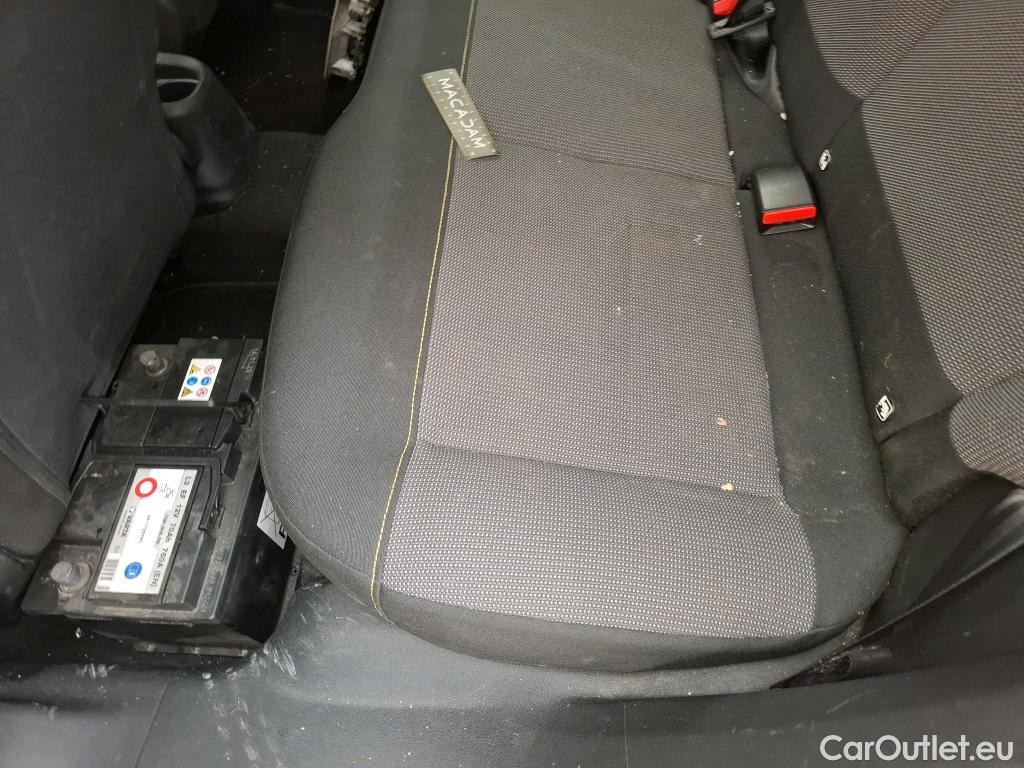  Citroen  C3 CITROEN  5p Berline PureTech 82 S&S BVM Feel Business #109