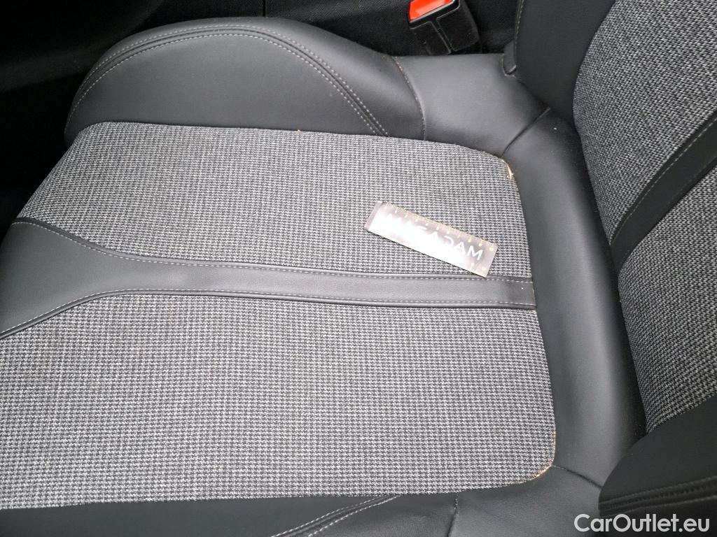  Peugeot  3008  Allure Business 1.2 PureTech 130CV BVA8 E6d #21