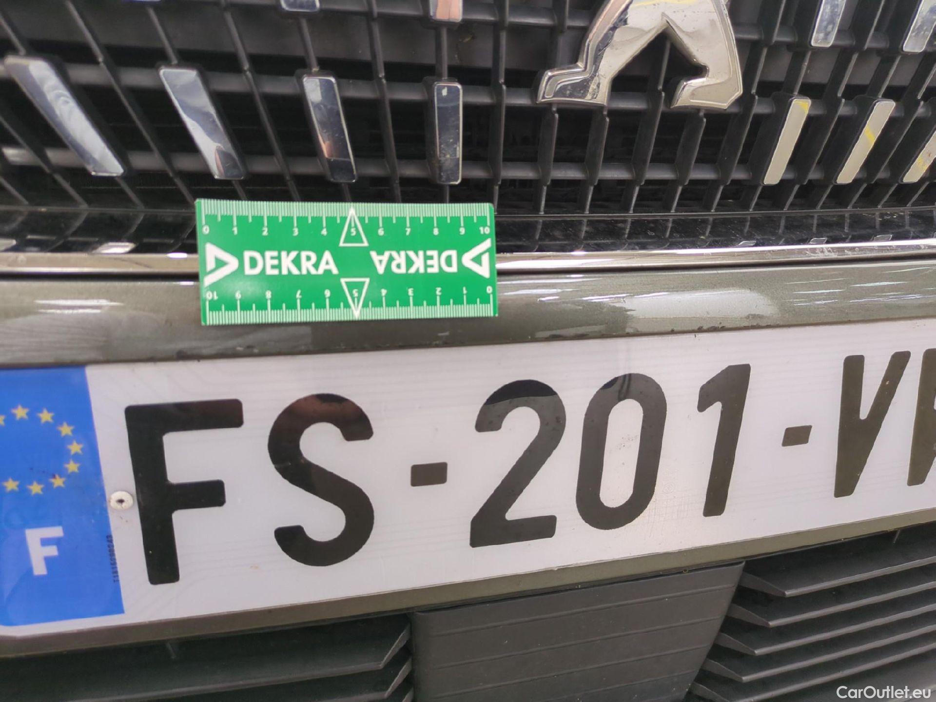  Peugeot  5008  Active Business 1.5 HDi 130CV BVA8 E6d #42