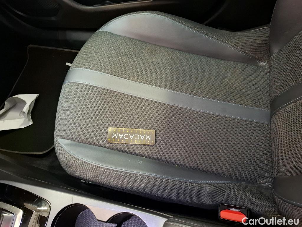  Peugeot  2008  Allure Business 1.2 PureTech 130CV BVA8 E6d #54