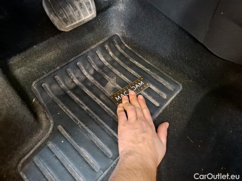  Peugeot  2008  Allure Business 1.2 PureTech 130CV BVA8 E6d #28