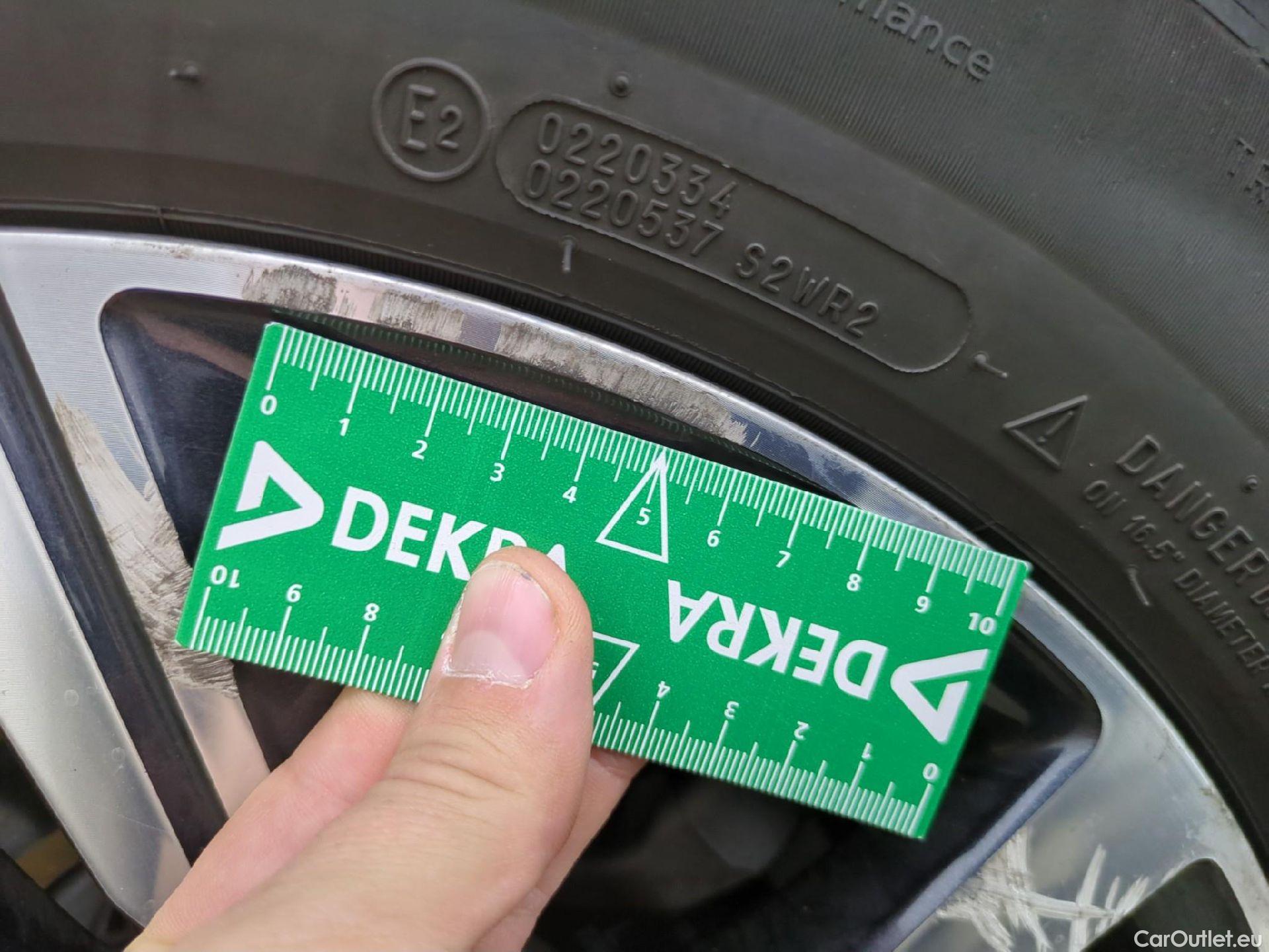  Peugeot  208  Allure Pack 1.2 PureTech 100CV BVA8 E6d #7