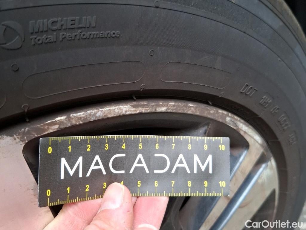  Peugeot  3008  Allure Business 1.2 PureTech 130CV BVA8 E6d #8