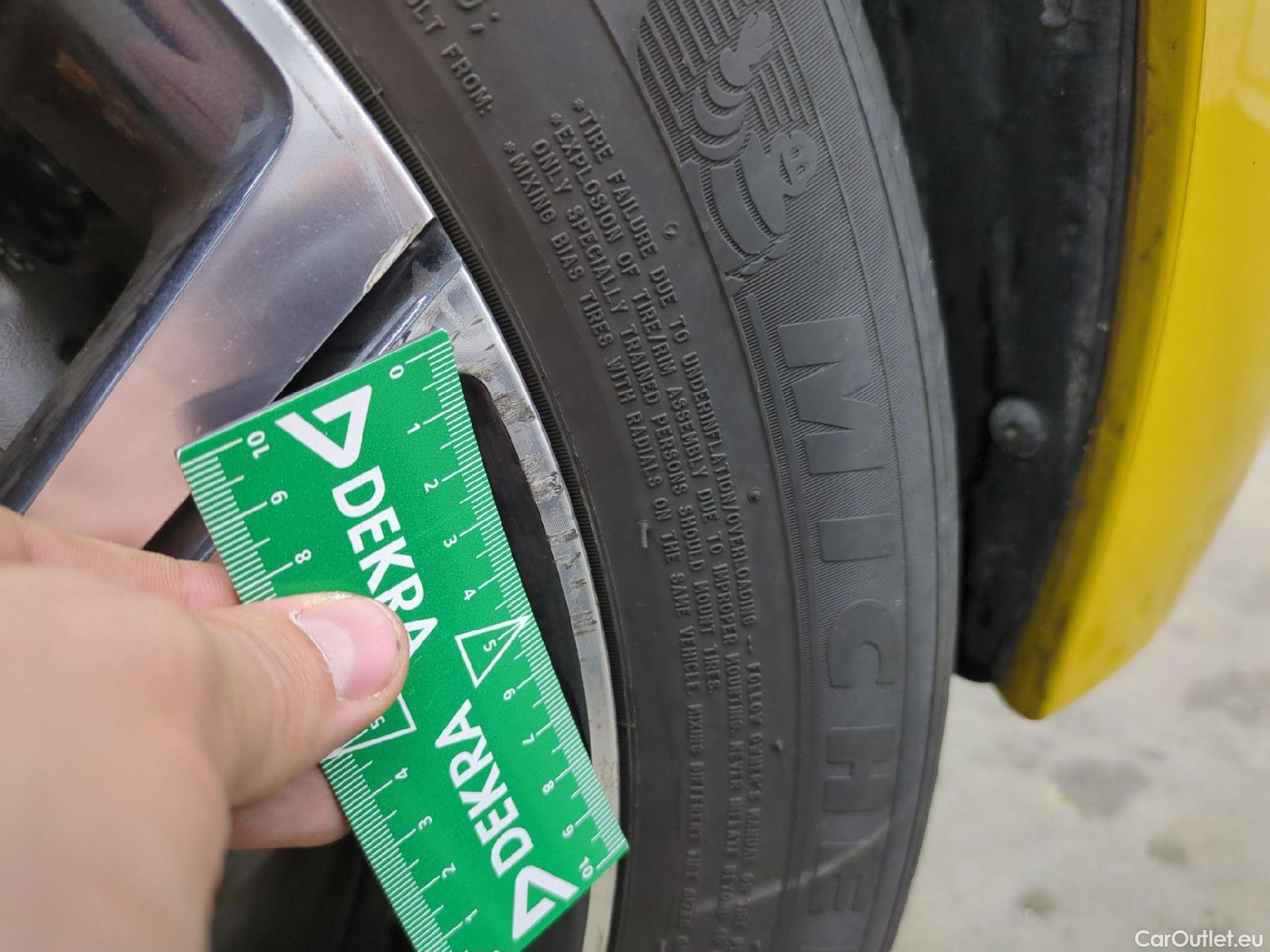  Peugeot  208  Allure Pack 1.2 PureTech 100CV BVA8 E6d #12