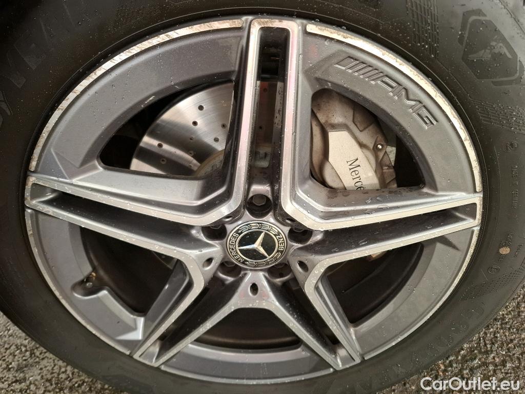  Mercedes  G-Klasee MERCEDES-BENZ GLC / 2019 / 5P / SUV 2.0 GLC 300 DE AMG LINE 4MATIC #11