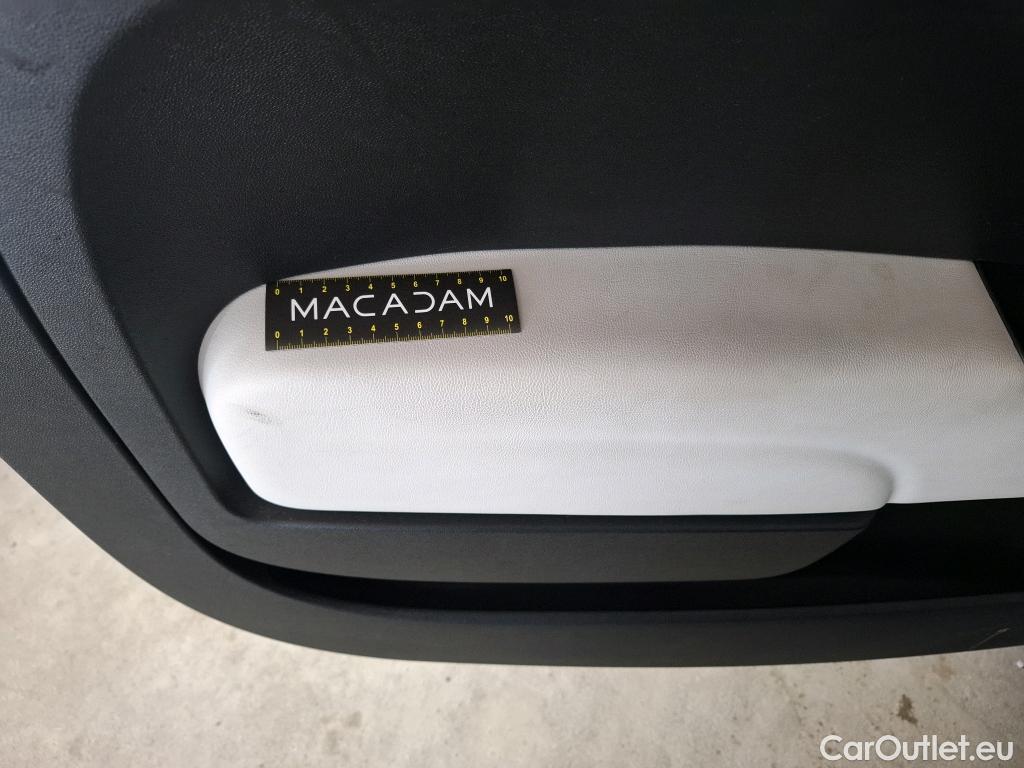  Fiat  500 FIAT   2015  3P  Berline Hybrid 10 BSG 70 ch Dolcevita #15