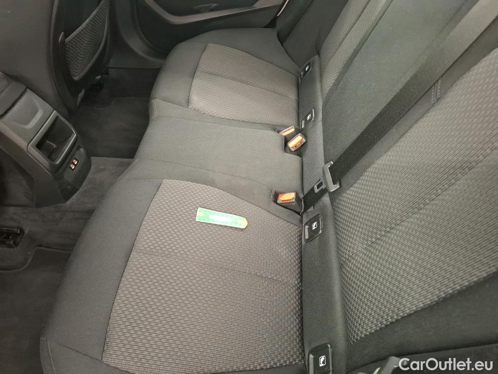  Bmw  Serie 1 BMW Série 1 / 2019 / 5P / Berline 116i DKG7 Business Design #12