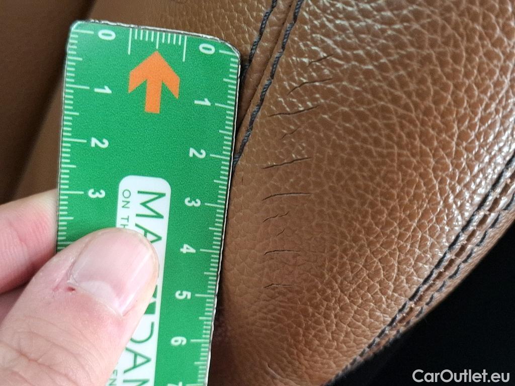  Mercedes  G-Klasee MERCEDES-BENZ GLC / 2019 / 5P / SUV 2.0 GLC 300 DE AMG LINE 4MATIC #9