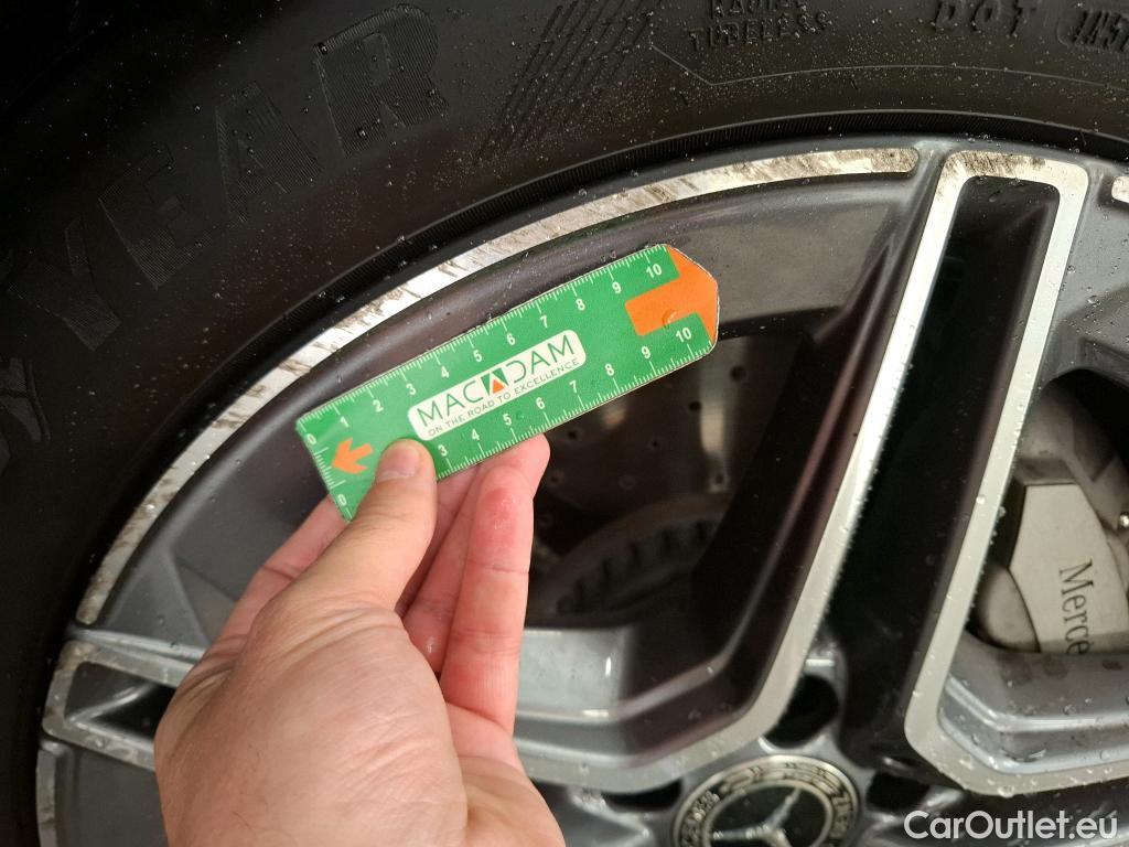  Mercedes  G-Klasee MERCEDES-BENZ GLC / 2019 / 5P / SUV 2.0 GLC 300 DE AMG LINE 4MATIC #13