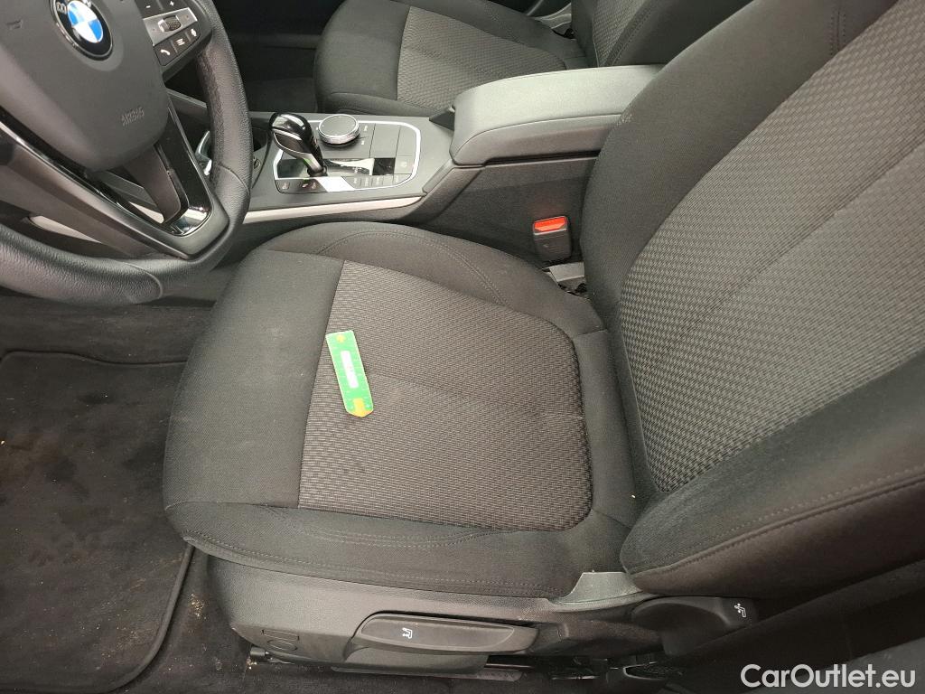  Bmw  Serie 1 BMW Série 1 / 2019 / 5P / Berline 116i DKG7 Business Design #7