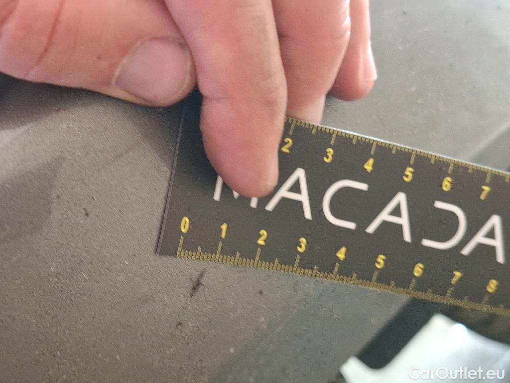  Fiat  500 FIAT   2015  3P  Berline Hybrid 10 BSG 70 ch Dolcevita #8