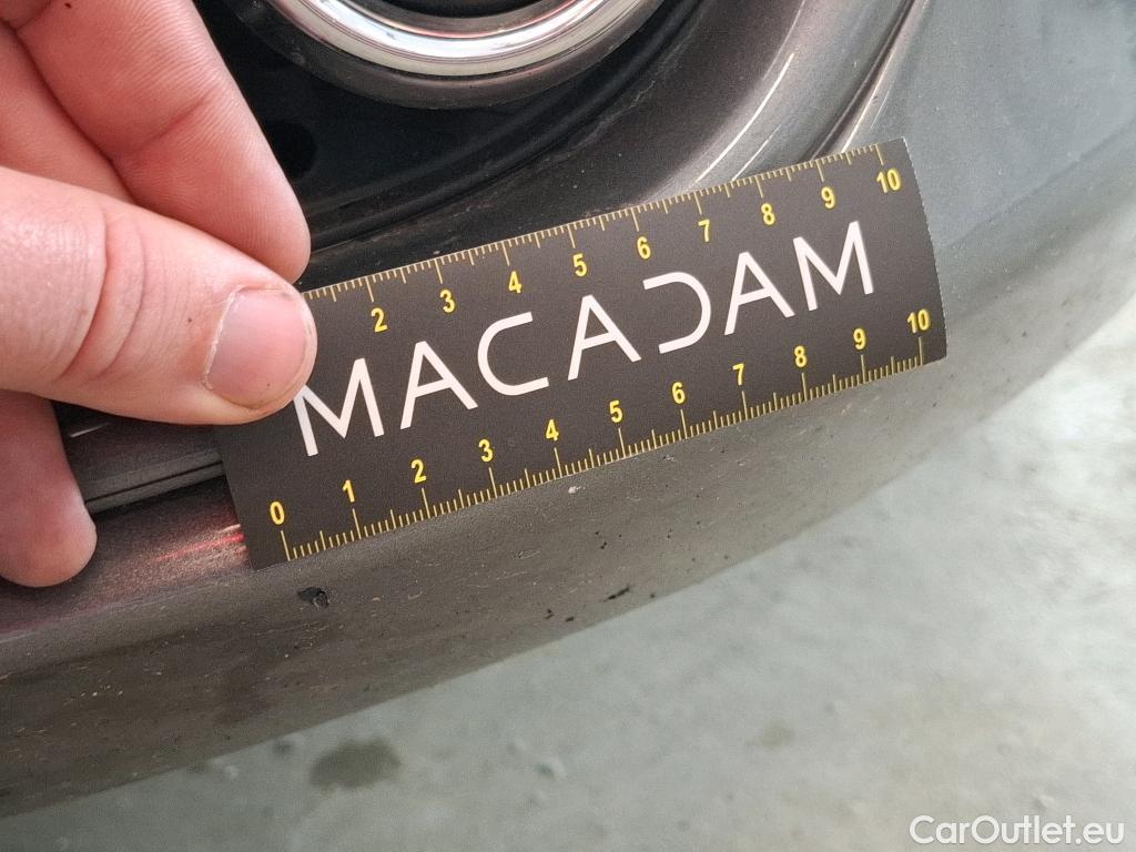  Fiat  500 FIAT   2015  3P  Berline Hybrid 10 BSG 70 ch Dolcevita #7