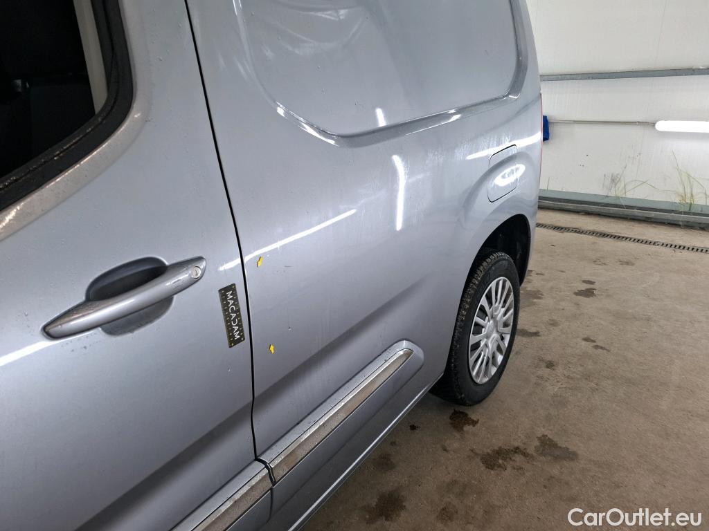  Toyota  Proace TOYOTA  City / 2019 / 4P / Fourgonnette 1.5 Medium 100 D-4D Business #1