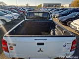  Mitsubishi  L200 MITSUBISHI  / 2015 / 4P / PICKUP 2.4 DI-D CLUB CAB INVITE #5