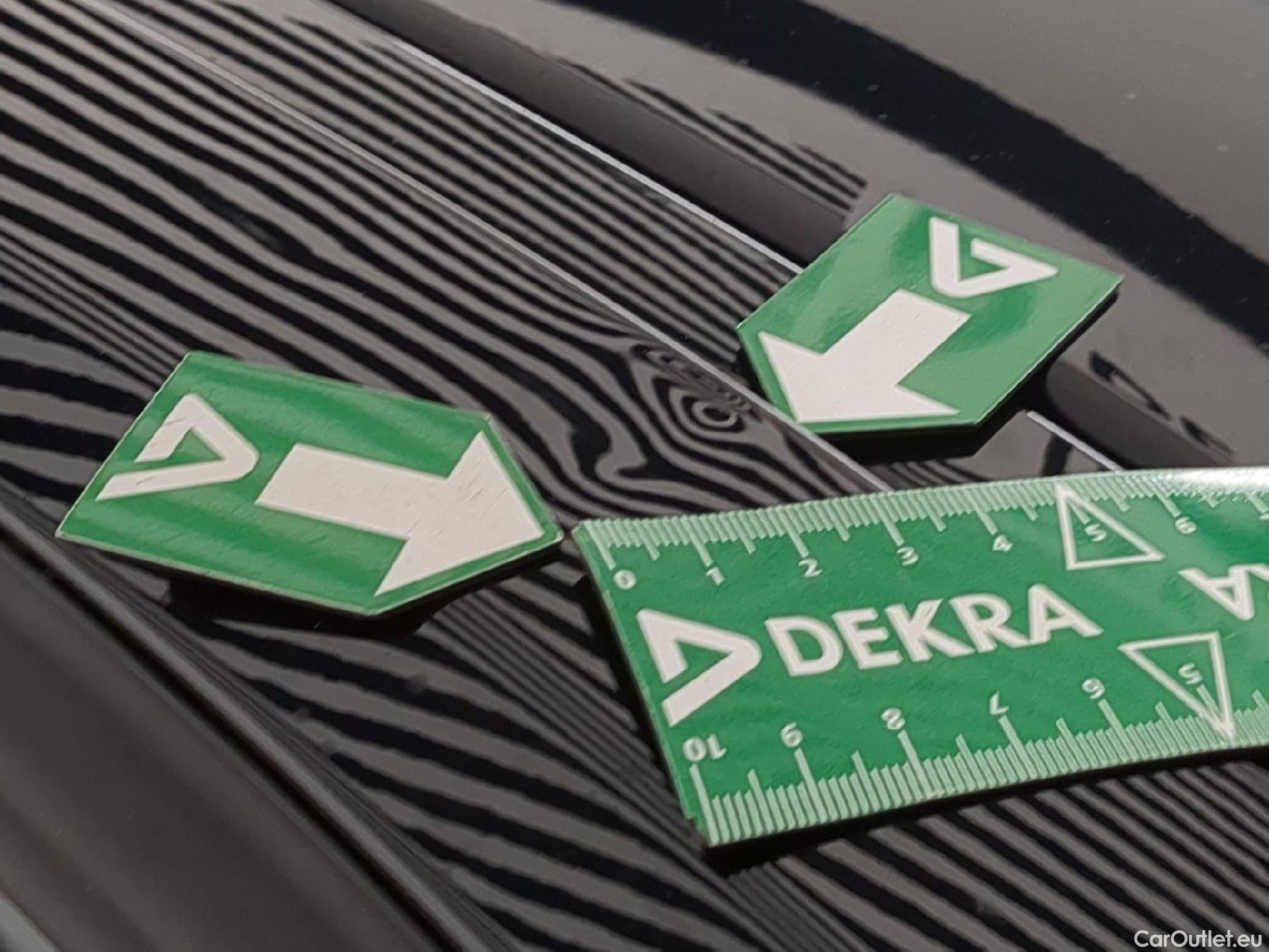  Bmw  Serie 1 Série 1 Berline 118d UrbanChic 2.0 150CV BVM6 E6 #21